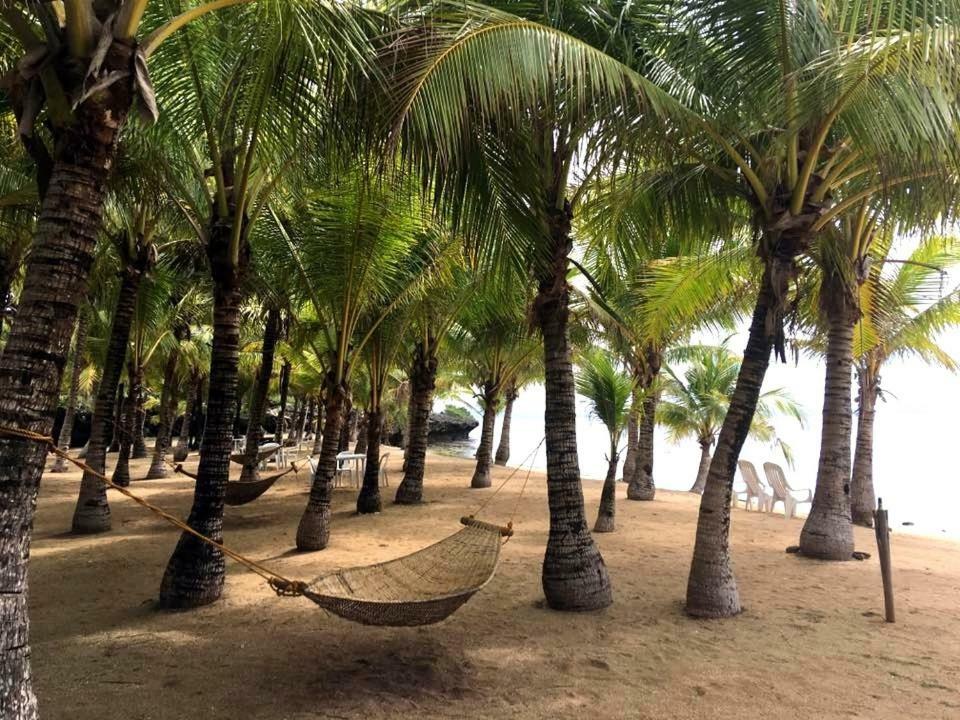 Islandia Beach Resort Siquijor Extérieur photo