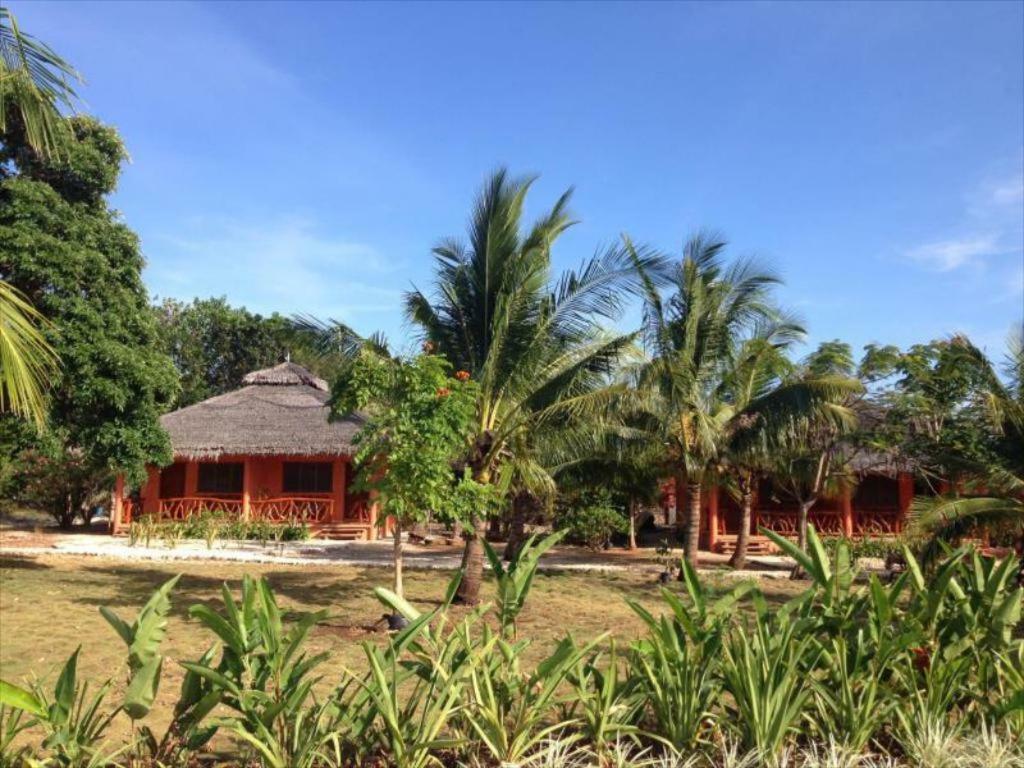 Islandia Beach Resort Siquijor Extérieur photo