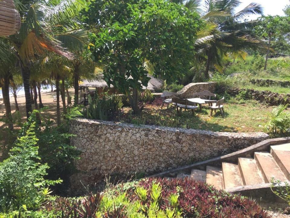 Islandia Beach Resort Siquijor Extérieur photo